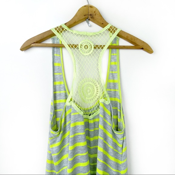 Almost Famous Stripe Crochet Lace Racerback Tank Top Shark Bite Hem Gray Lime L - Picture 5 of 13